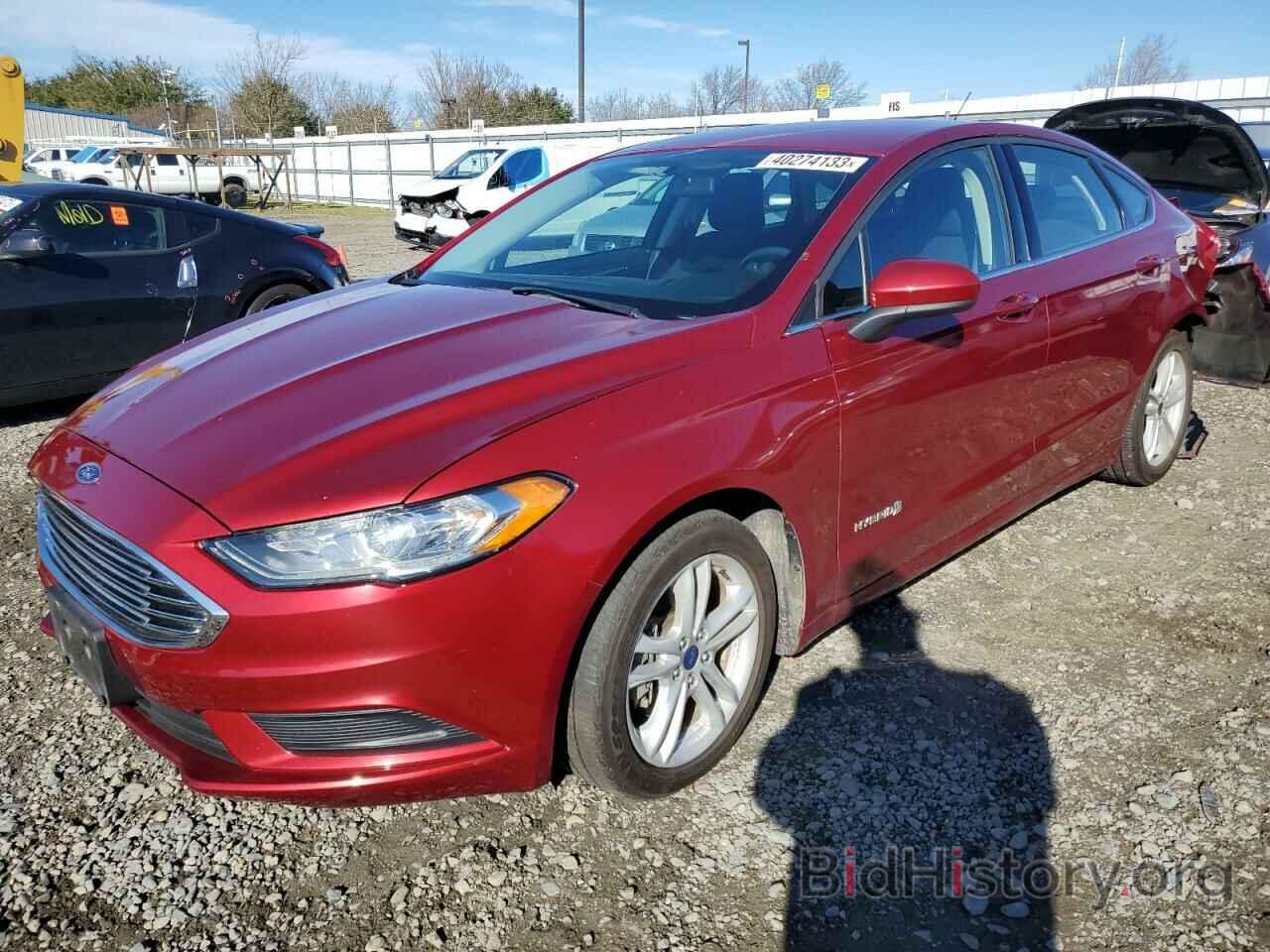 Photo 3FA6P0LU1JR154633 - FORD FUSION 2018