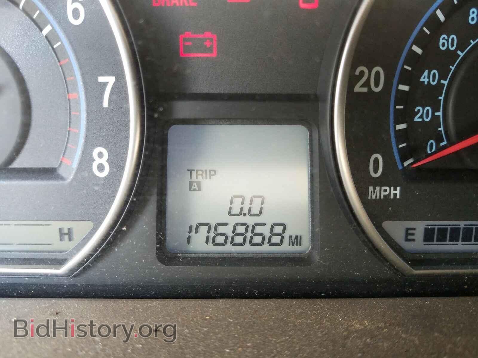 2007 KIA OPTIMA - VIN: KNAGE123775158021 - Photo 8
