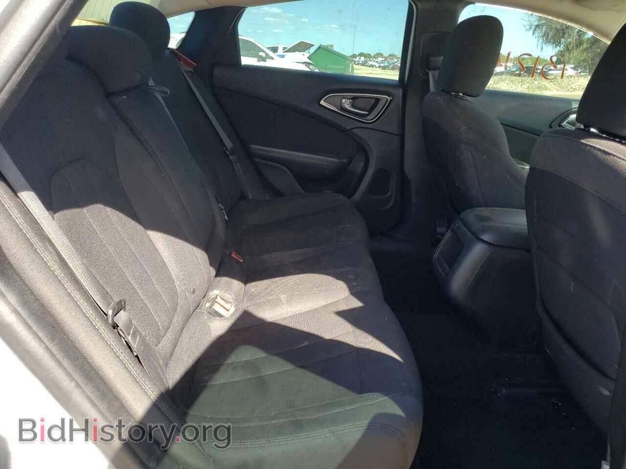 2015 CHRYSLER 200 - VIN: 1C3CCCAB1FN718470 - Фото 6