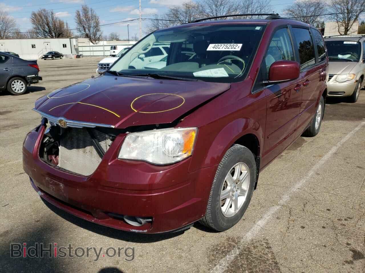 2008 CHRYSLER MINIVAN - VIN: 2A8HR54P48R657648 - Фото 2