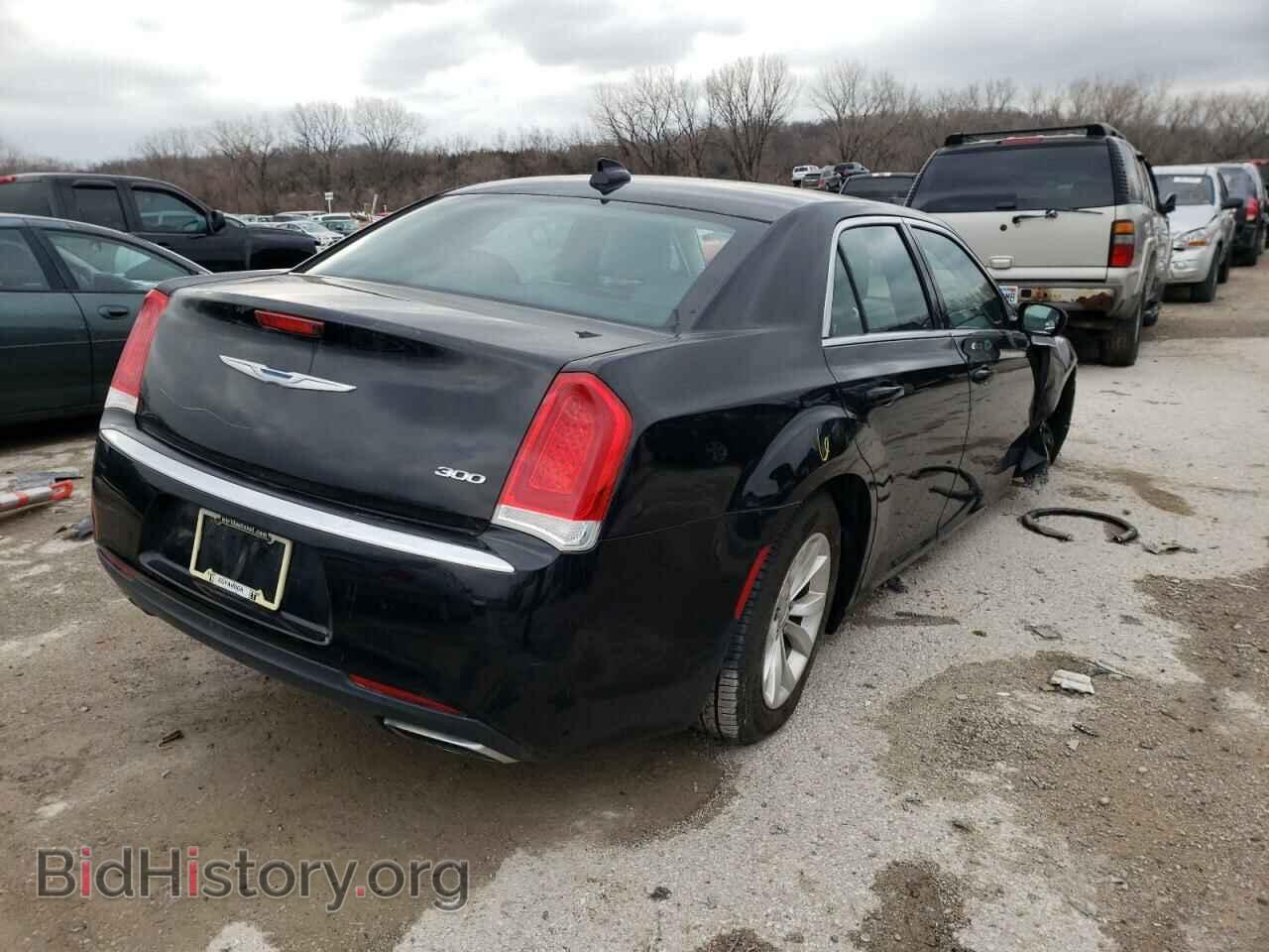 2015 CHRYSLER 300 - VIN: 2C3CCAAG7FH921341 - Фото 4