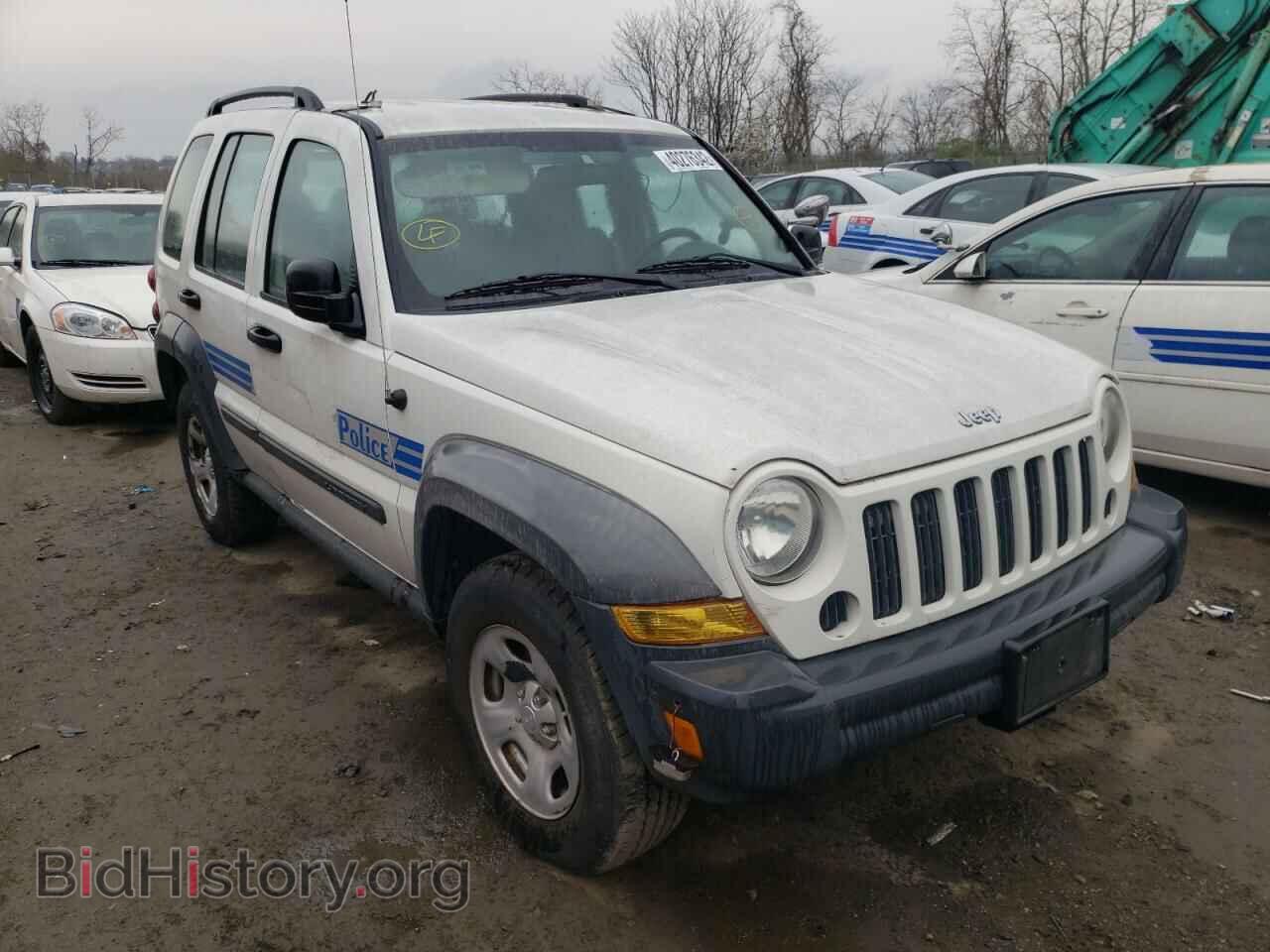 Фотография 1J8GL48KX6W198216 - JEEP LIBERTY 2006
