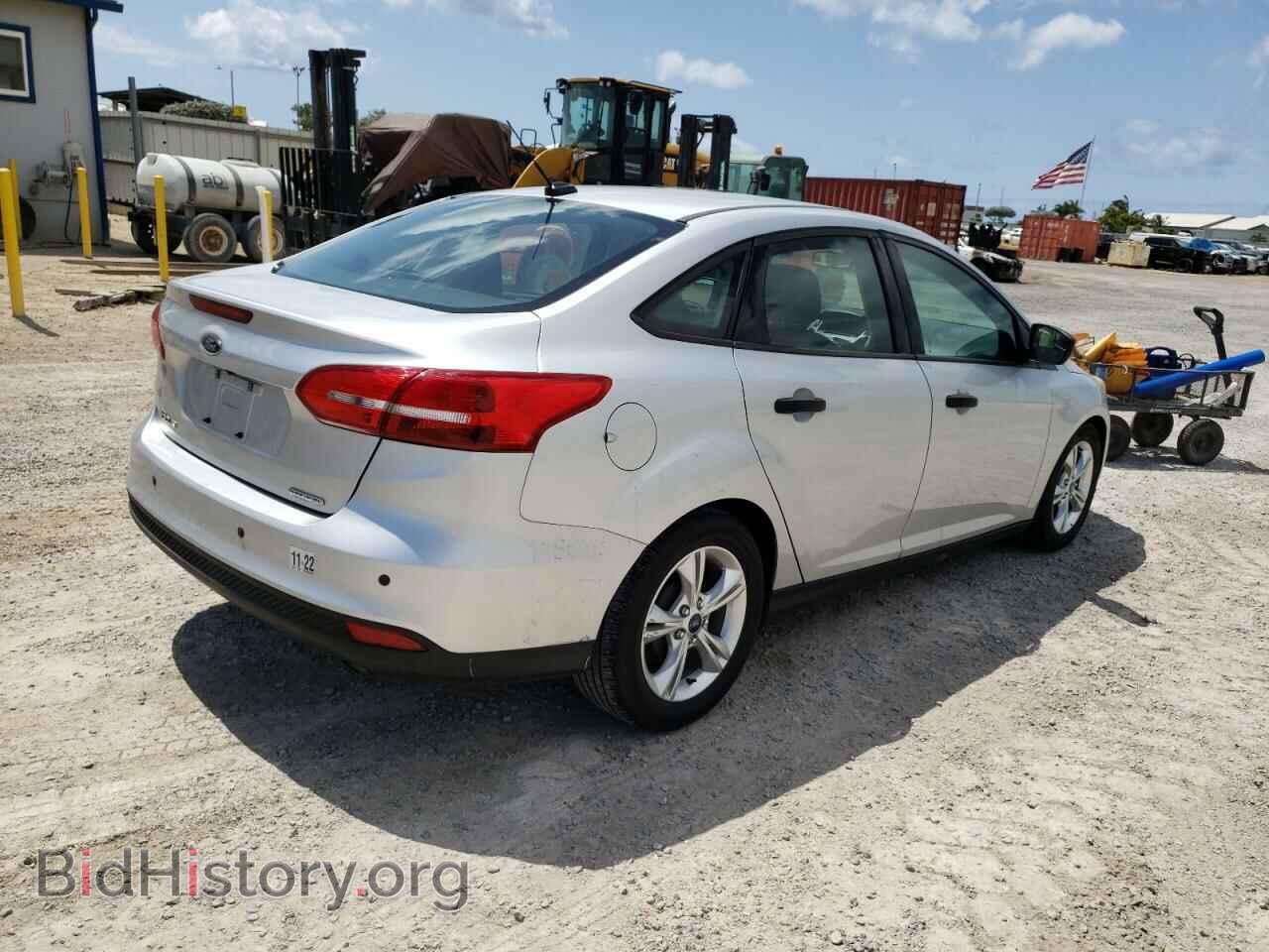2016 FORD FOCUS - VIN: 1FADP3E26GL322388 - Photo 4