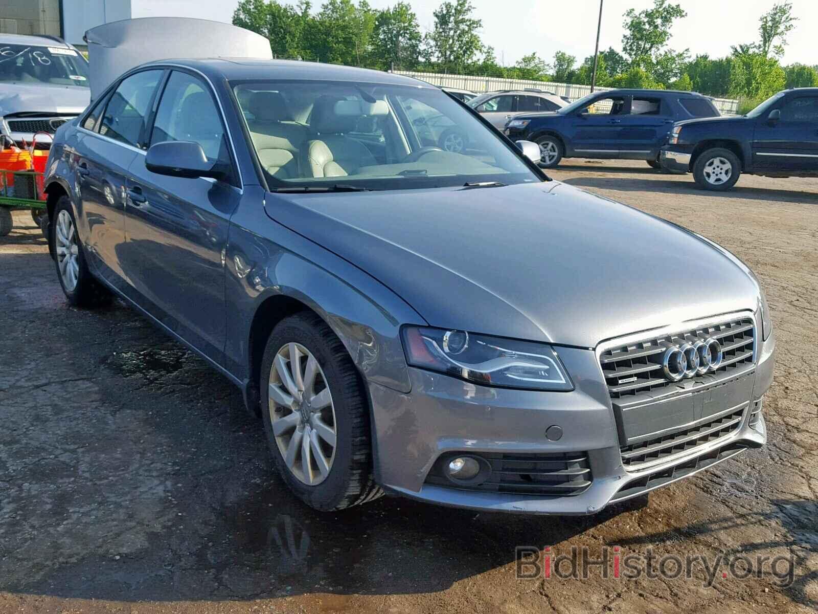 Photo WAUBFAFL2CN010435 - AUDI A4 2012