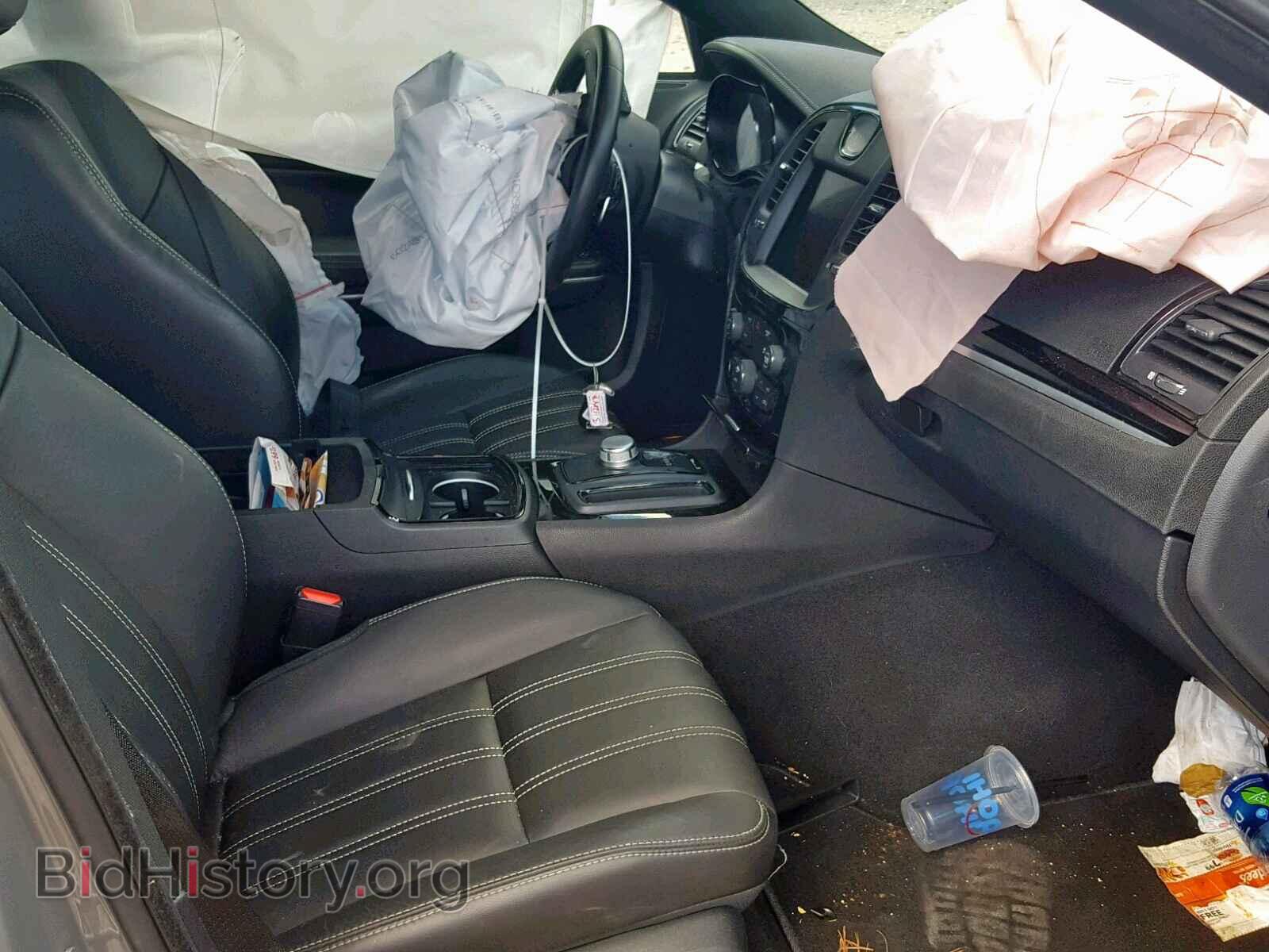 2019 CHRYSLER 300 - VIN: 2C3CCAGG8KH539756 - Фото 5