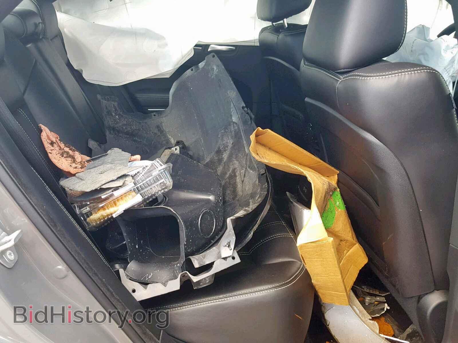 2019 CHRYSLER 300 - VIN: 2C3CCAGG8KH539756 - Фото 6