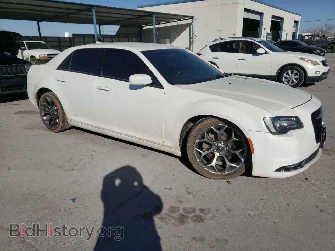 2016 CHRYSLER 300 - VIN: 2C3CCABG6GH268677 - Фото 4