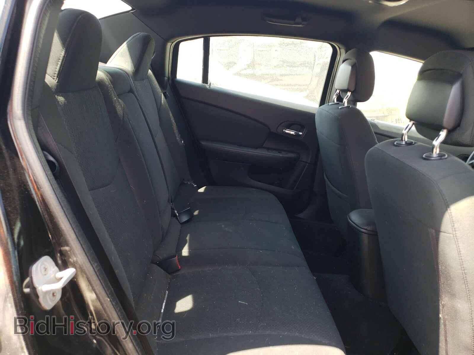 2011 CHRYSLER 200 - VIN: 1C3BC1FB4BN602862 - Фото 6