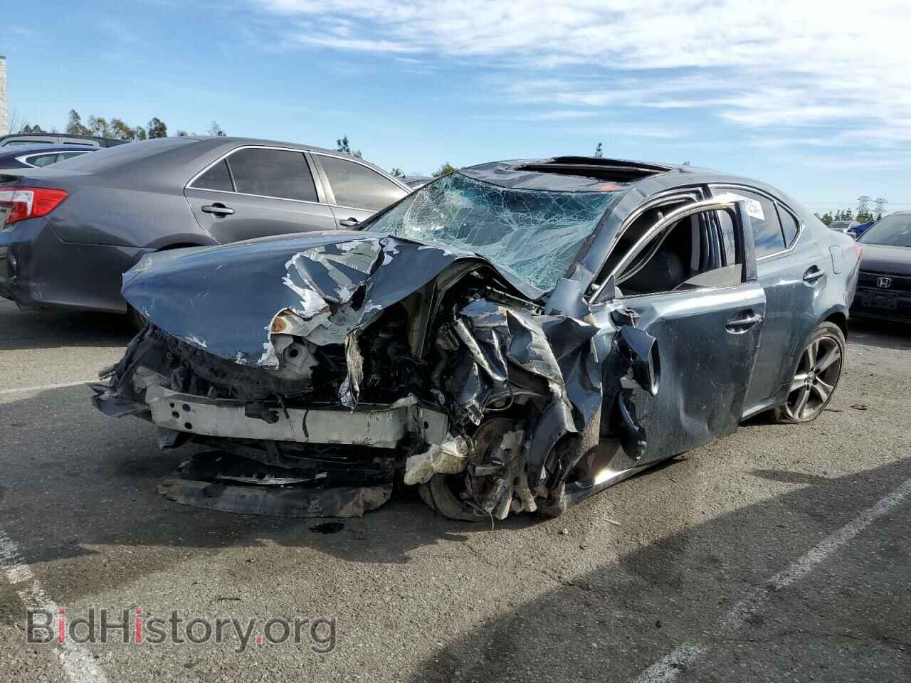 Photo JTHBF5C22B5135857 - LEXUS IS 2011