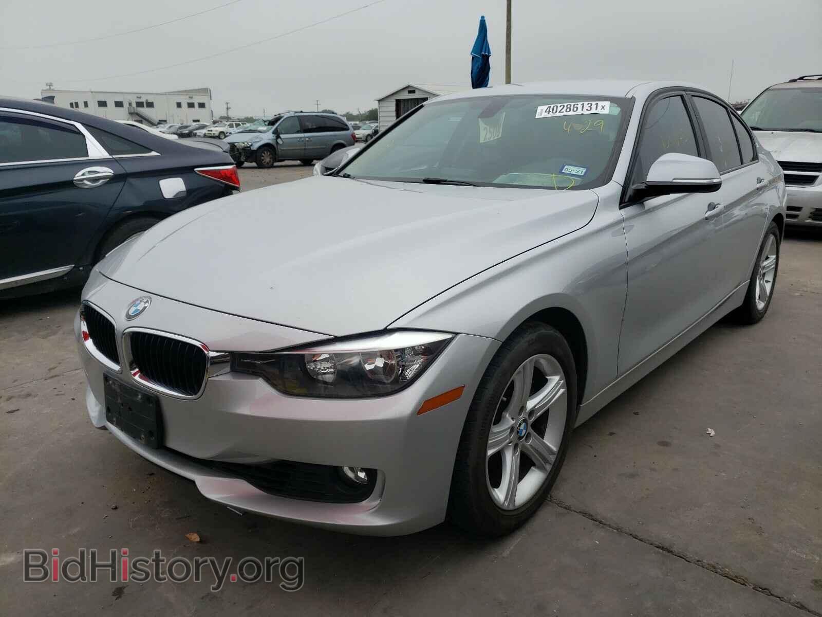 2013 BMW 3 SERIES - VIN: WBA3A5C53DF601224 - Фото 2
