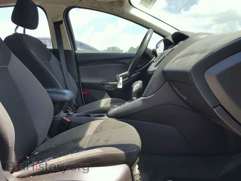 2012 Ford FOCUS (VIN 1FAHP3F26CL375053) — photo 5 of 10