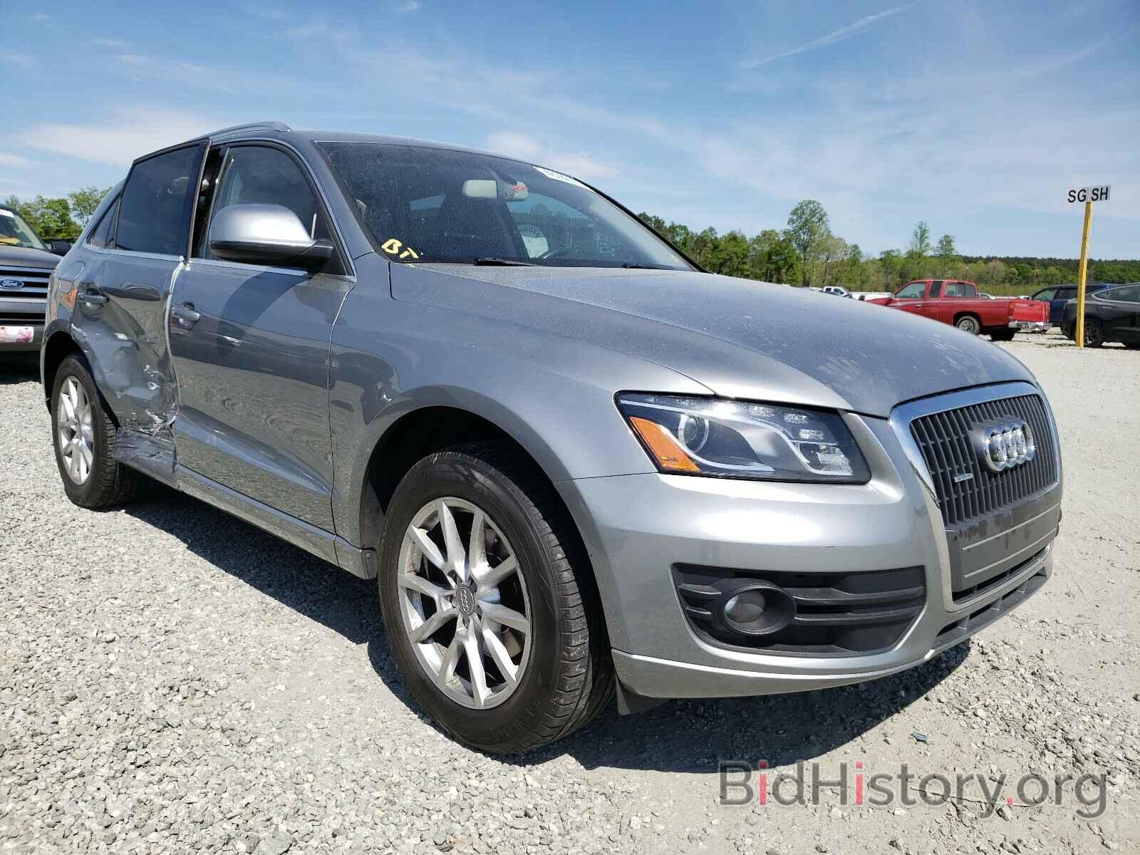 Photo WA1LFAFPXBA056119 - AUDI Q5 2011