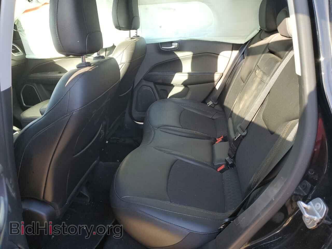 2019 JEEP COMPASS - VIN: 3C4NJCBB0KT736669 - Фото 11