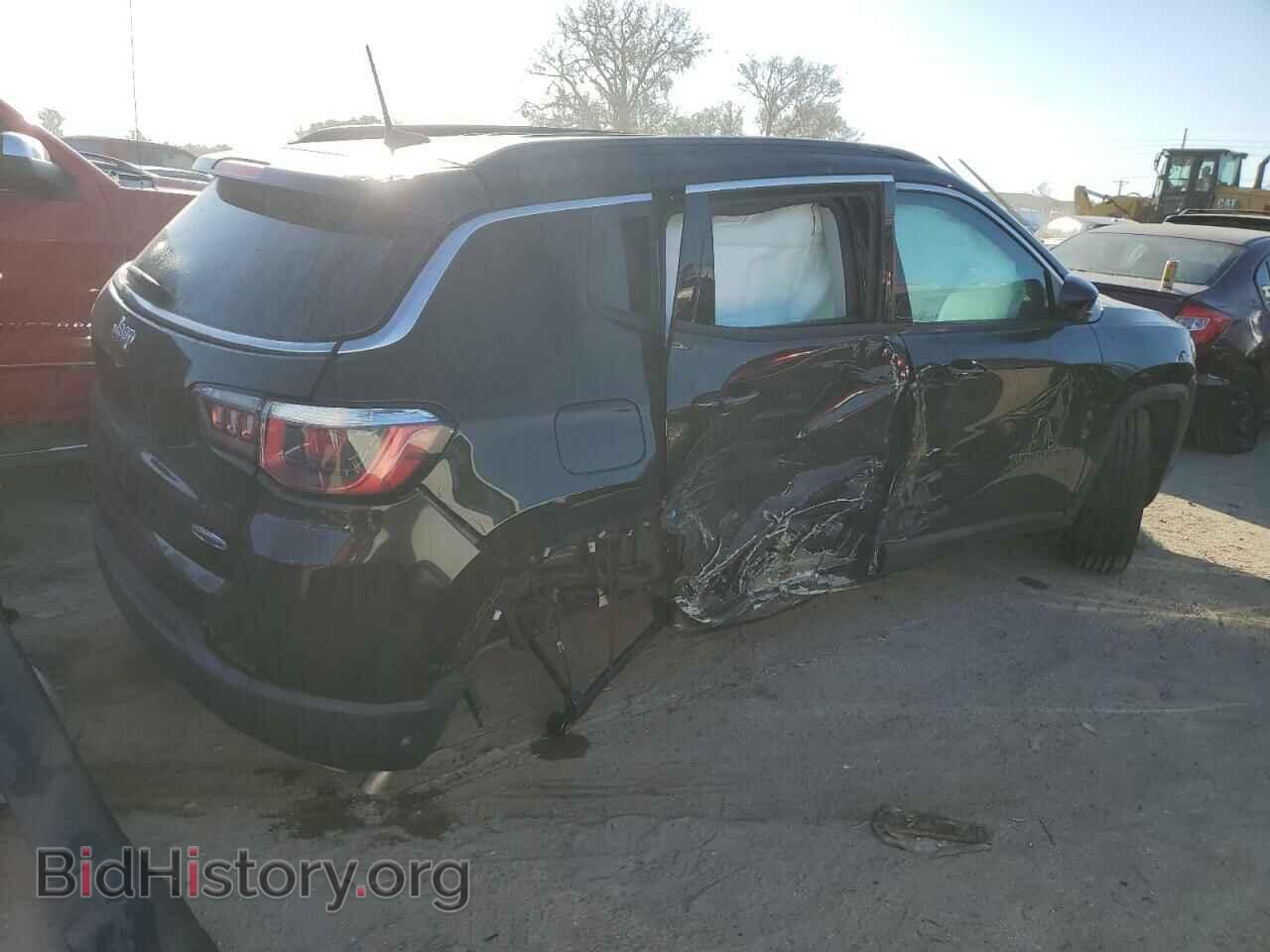 2019 JEEP COMPASS - VIN: 3C4NJCBB0KT736669 - Фото 3