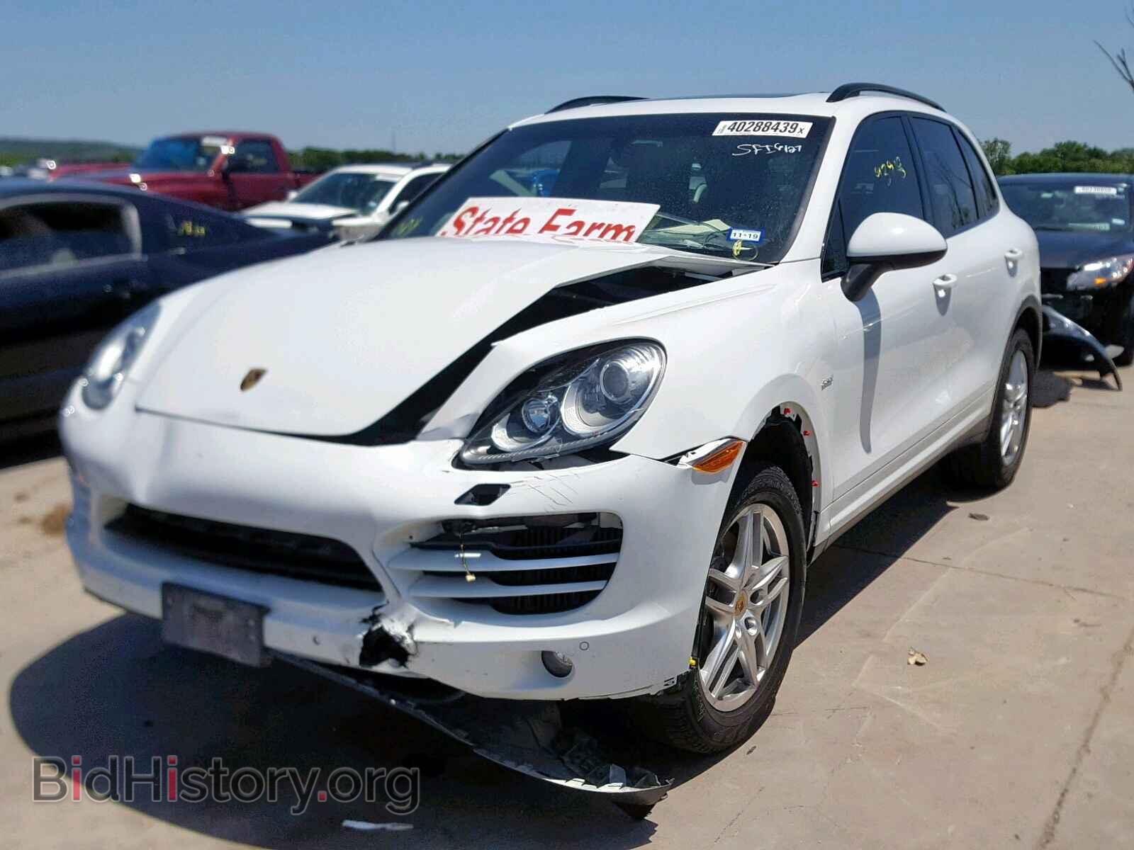 2014 PORSCHE CAYENNE - VIN: WP1AF2A28ELA34240 - Фото 2