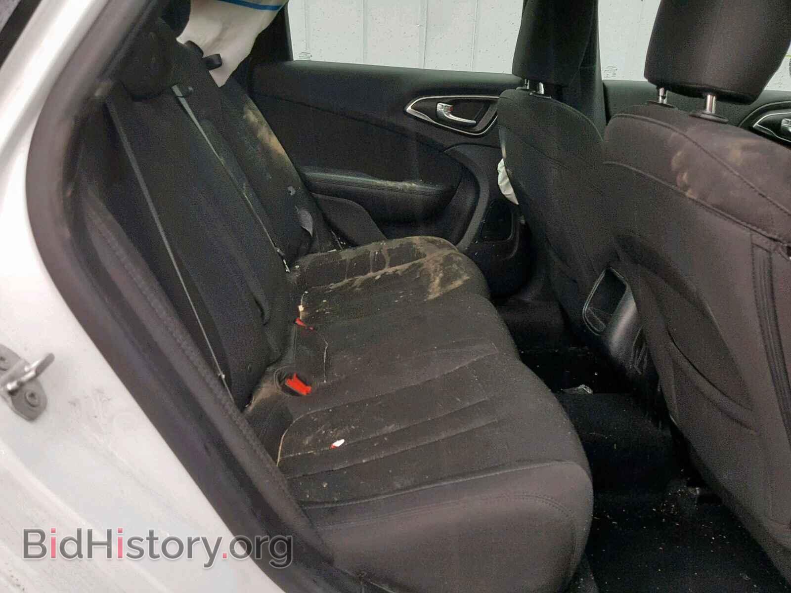 2016 CHRYSLER 200 - VIN: 1C3CCCAB0GN107380 - Photo 6