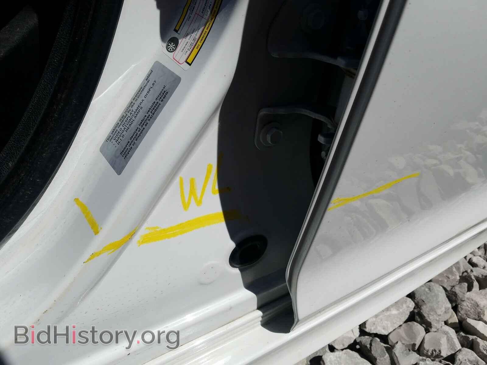 2017 CHRYSLER 300 - VIN: 2C3CCABG0HH668834 - Фото 9