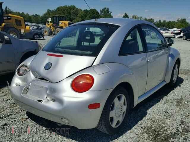 2000 VOLKSWAGEN BEETLE - VIN: 3VWDD21C4YM439007 - Фото 4