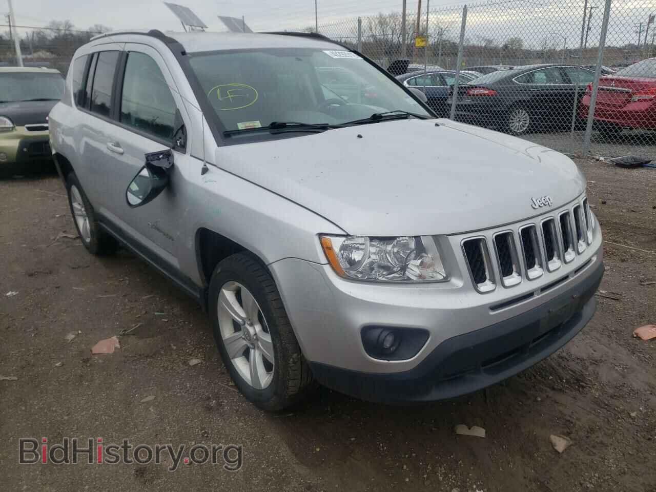 Photo 1J4NT1FB1BD215727 - JEEP COMPASS 2011