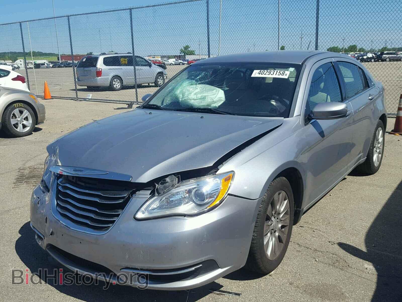 2013 CHRYSLER 200 - VIN: 1C3CCBAB3DN568854 - Photo 2