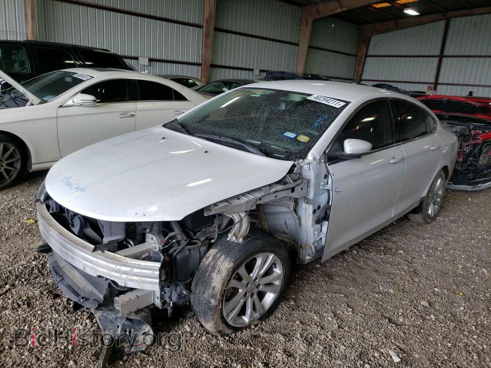 2015 CHRYSLER 200 - VIN: 1C3CCCAB2FN606003 - Photo 2