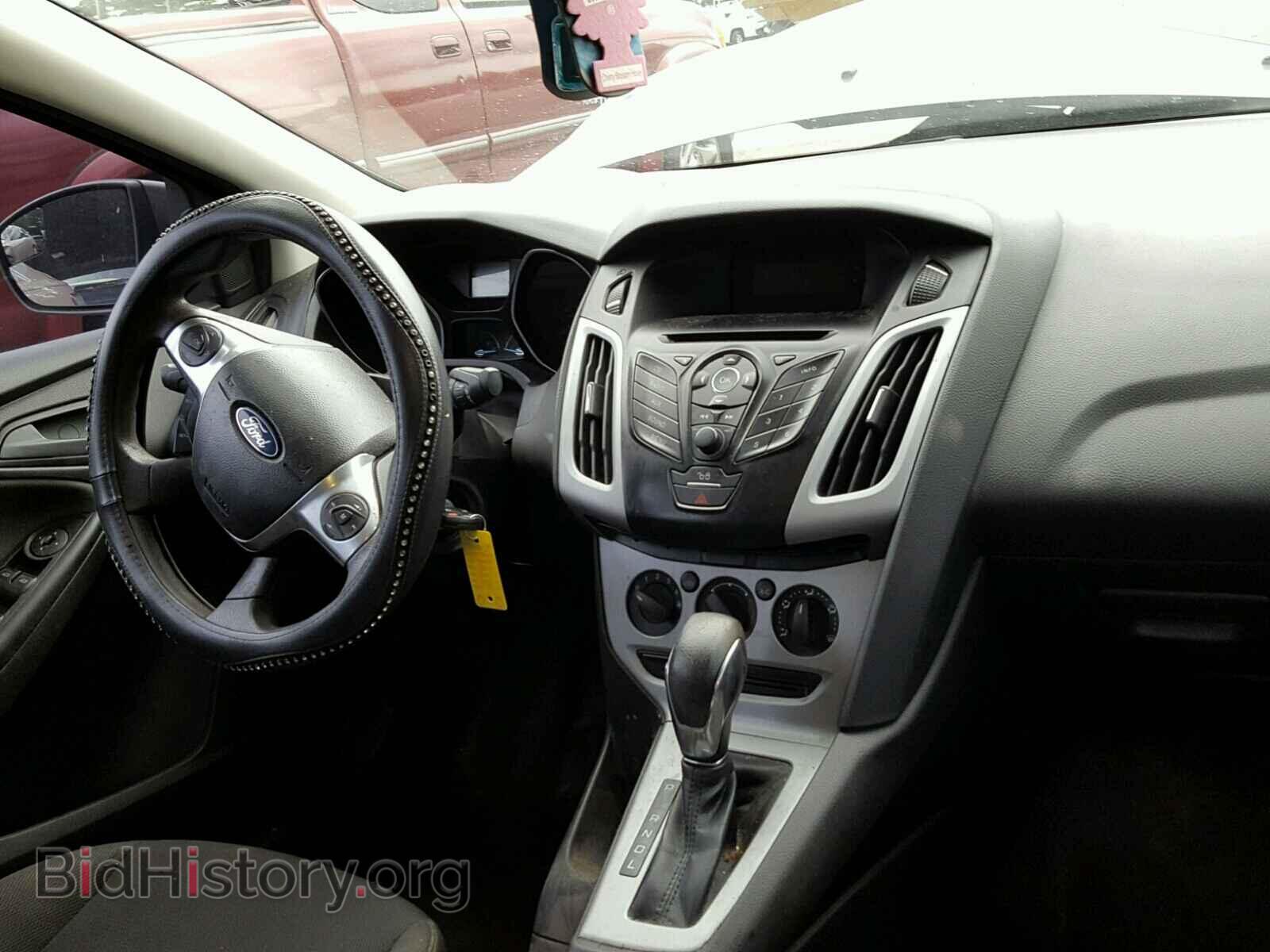 2012 Ford FOCUS (VIN 1FAHP3F22CL274897) — photo 9 of 10