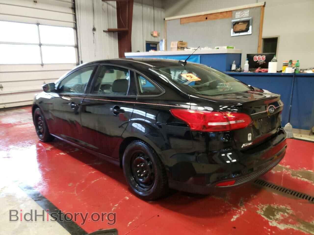 2017 FORD FOCUS - VIN: 1FADP3FE3HL306935 - Photo 2