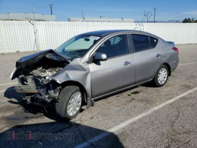 2014 Nissan VERSA S, серый — VIN 3N1CN7AP0EL832163, Copart