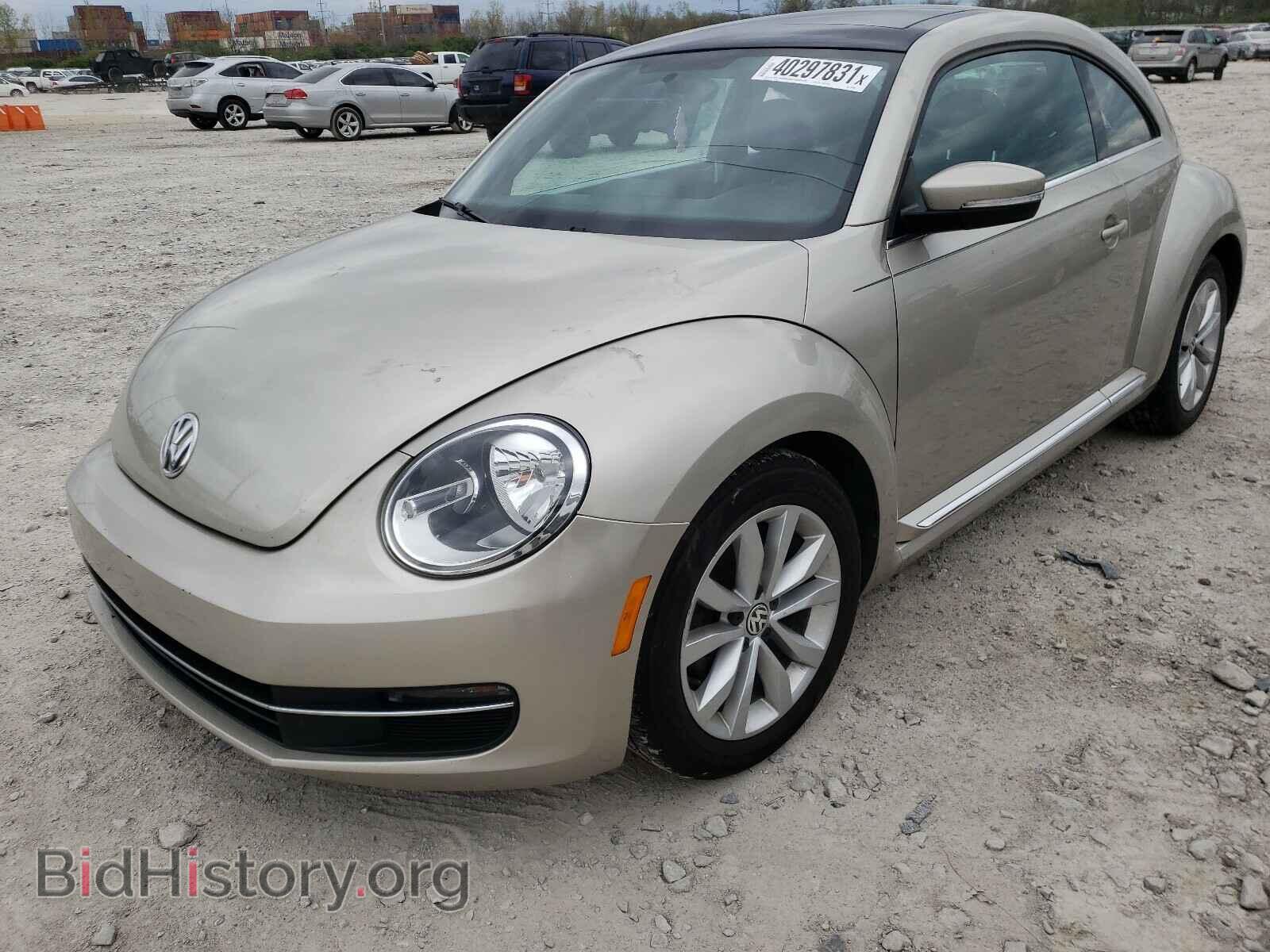 2013 VOLKSWAGEN BEETLE - VIN: 3VWJL7AT7DM625881 - Фото 2