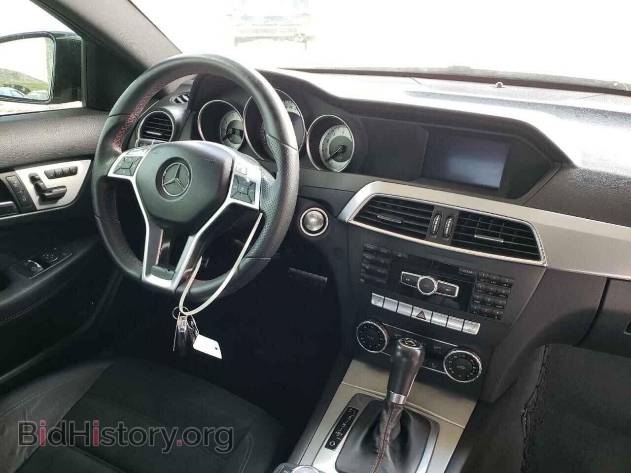 2013 MERCEDES-BENZ C-CLASS - VIN: WDDGJ4HB3DF972709 - Фото 9