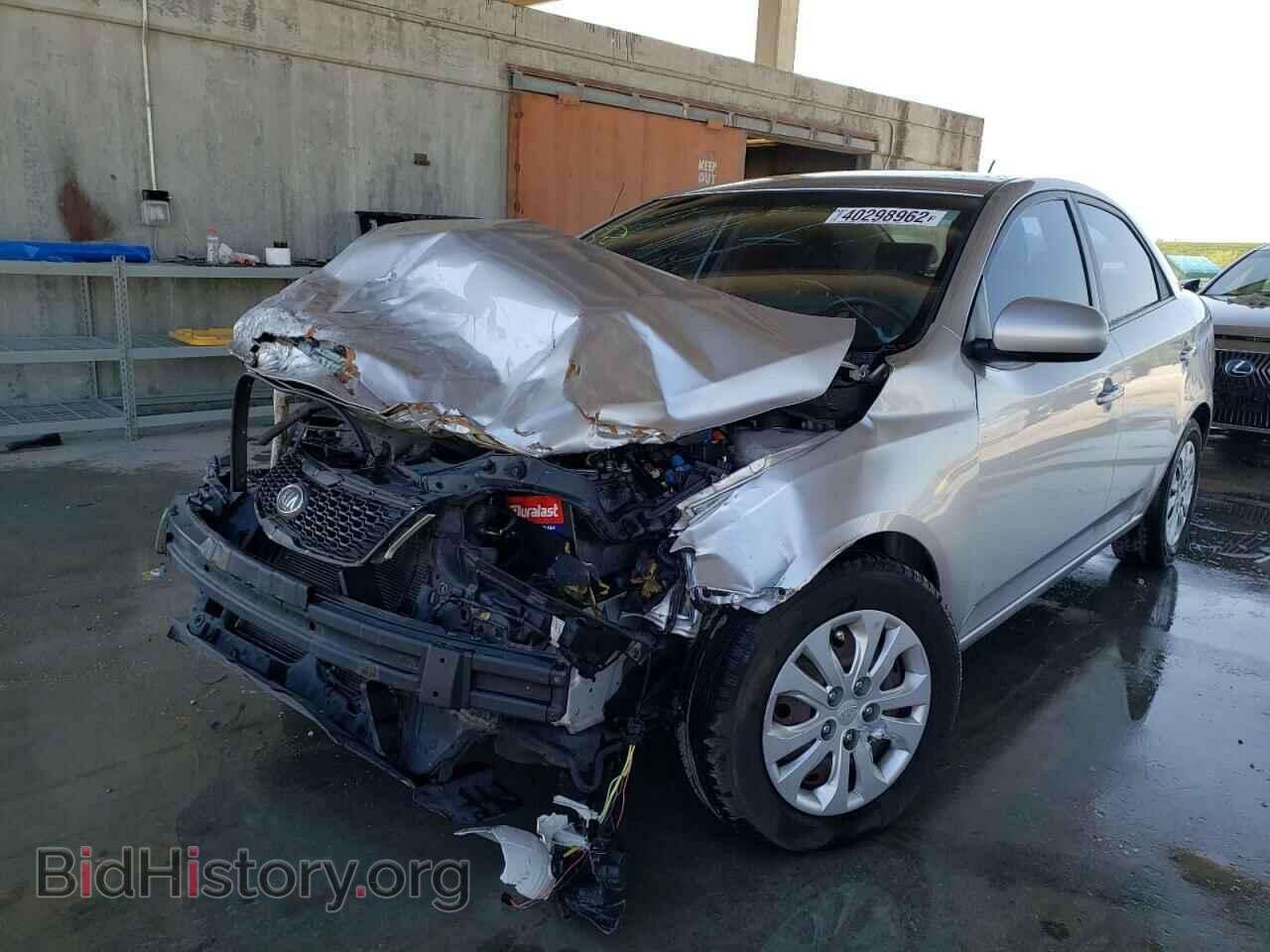 2012 KIA FORTE - VIN: KNAFT4A24C5548161 - Фото 2