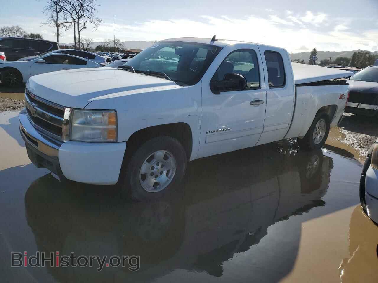 Photo 1GCSKSE37AZ265237 - CHEVROLET ALL Models 2010