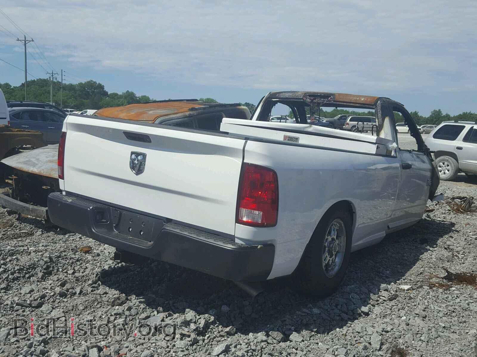 2018 RAM 1500 ST - VIN: 3C6JR6DG9JG137687 - Фото 4