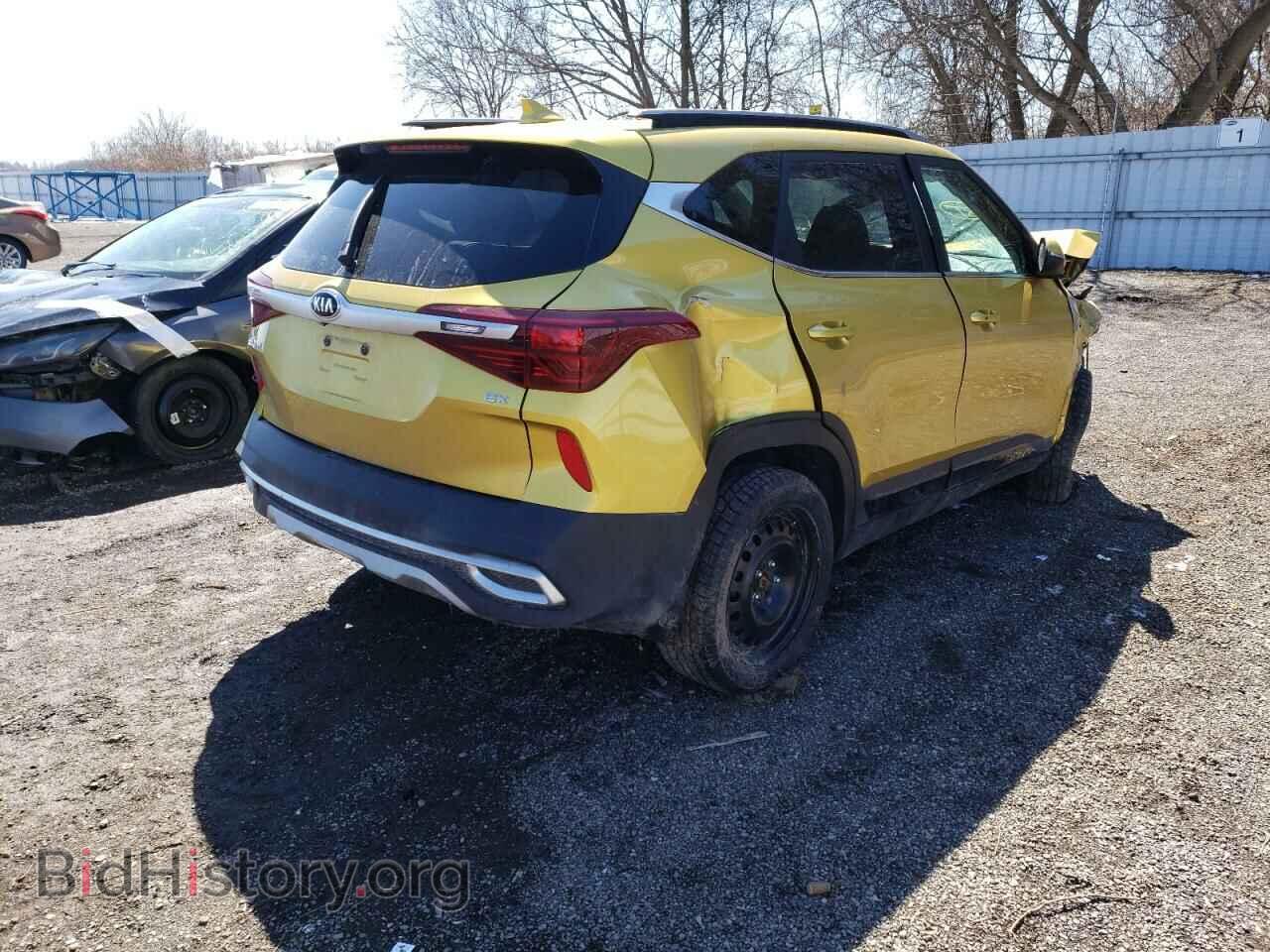 2021 KIA SELTOS - VIN: KNDERCAAXM7114217 - Фото 4