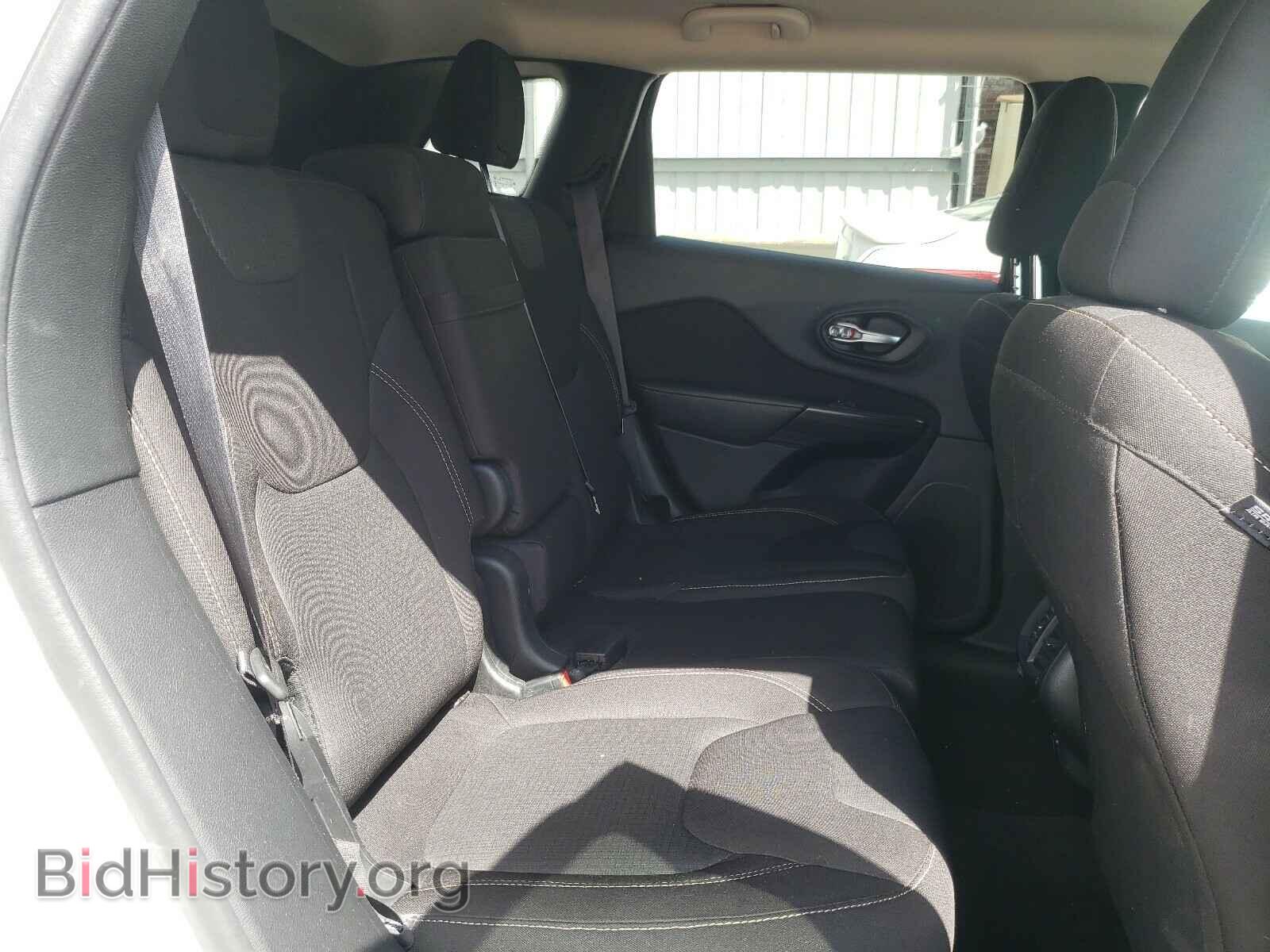 2016 JEEP CHEROKEE - VIN: 1C4PJLCB7GW160751 - Фото 6
