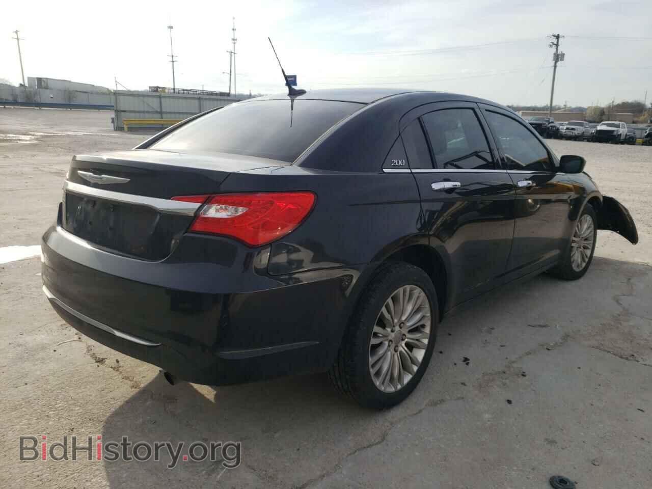 2011 CHRYSLER 200 - VIN: 1C3BC2FB7BN518010 - Photo 4
