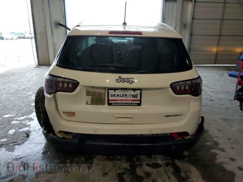 2017 Jeep COMPASS (VIN 3C4NJCAB4HT661078) — фото 6 из 14