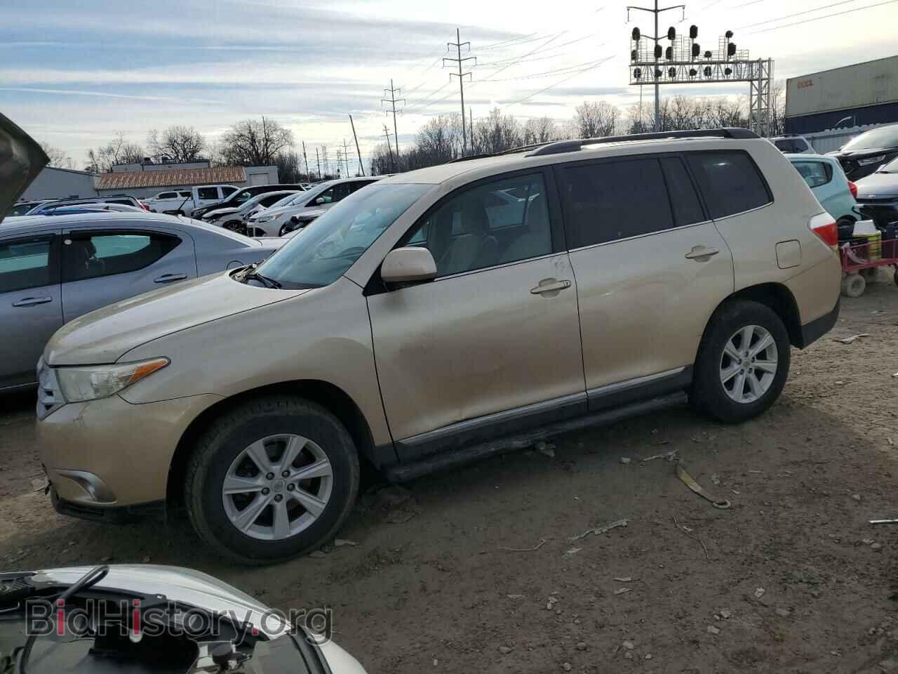 Фотография 5TDBK3EH5CS163411 - TOYOTA HIGHLANDER 2012