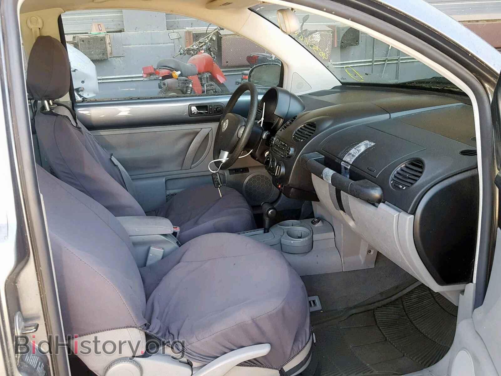 2004 VOLKSWAGEN BEETLE - VIN: 3VWCD21C24M401054 - Фото 5