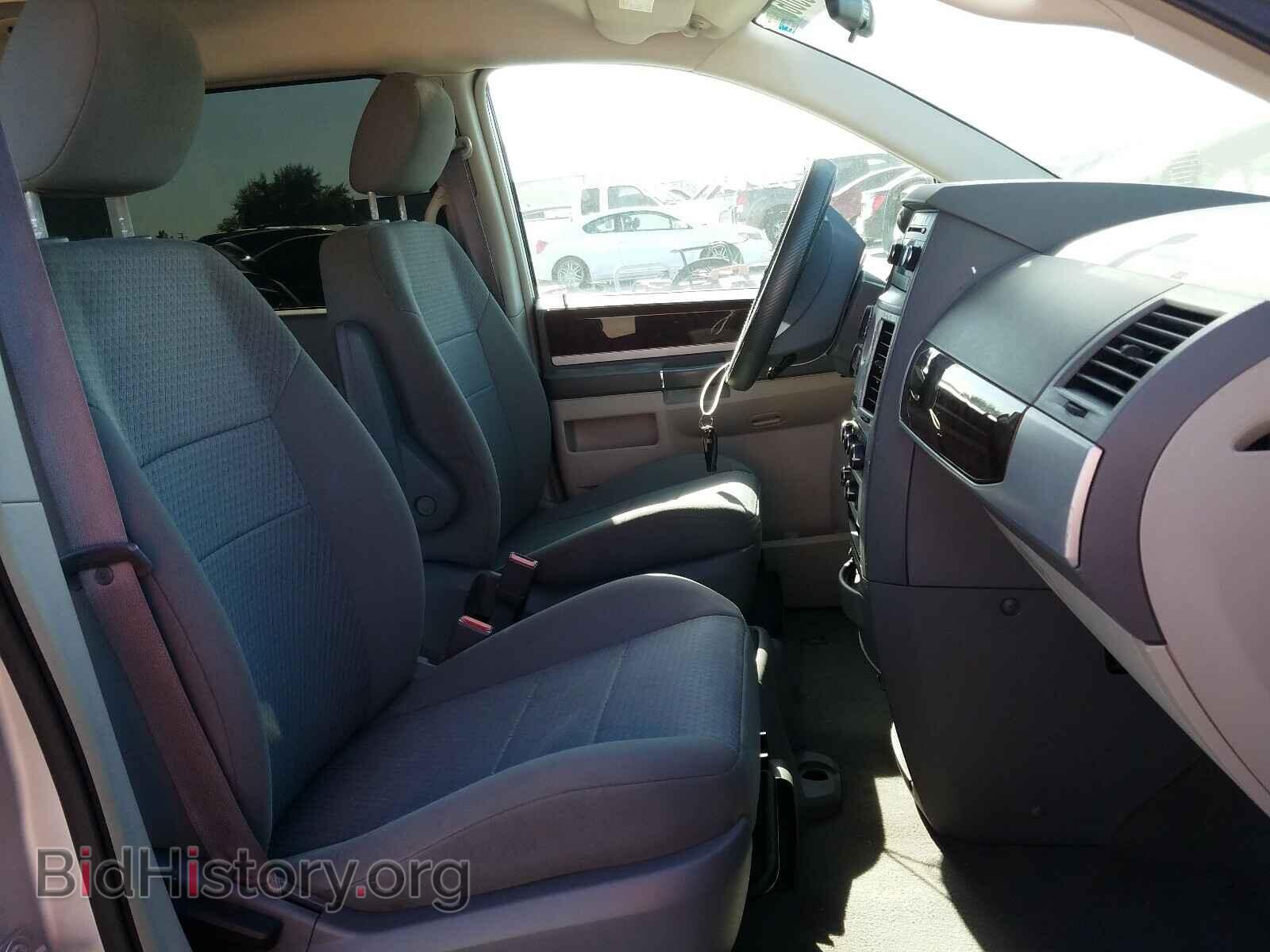 2010 CHRYSLER MINIVAN - VIN: 2A4RR5D17AR116794 - Photo 5