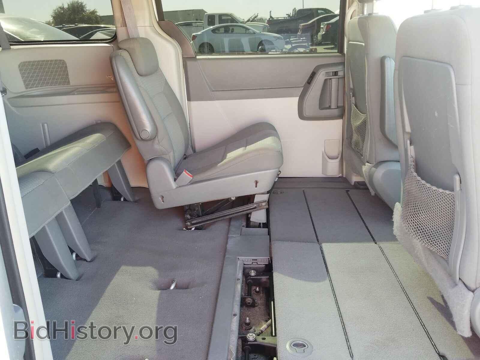 2010 CHRYSLER MINIVAN - VIN: 2A4RR5D17AR116794 - Photo 6
