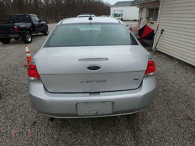 2010 FORD FOCUS - VIN: 1FAHP3FN2AW192822 - Photo 9