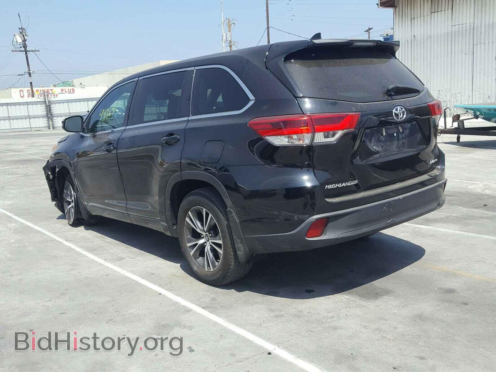 2017 TOYOTA HIGHLANDER - VIN: 5TDBZRFH1HS390437 - Фото 3