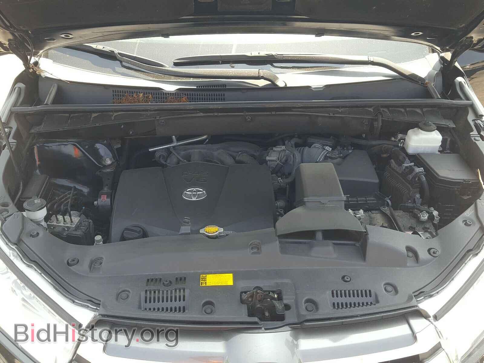 2017 TOYOTA HIGHLANDER - VIN: 5TDBZRFH1HS390437 - Фото 7