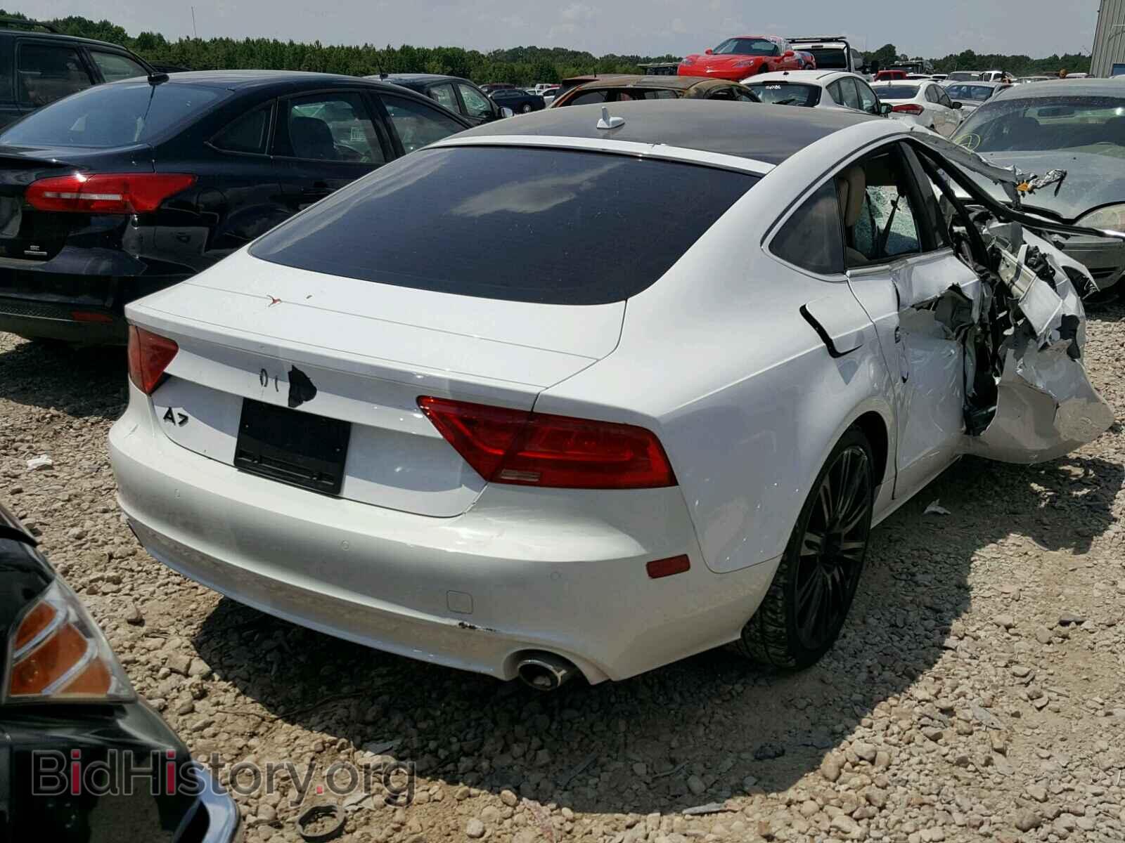 2012 AUDI A7 - VIN: WAUYGAFC8CN086586 - Фото 4