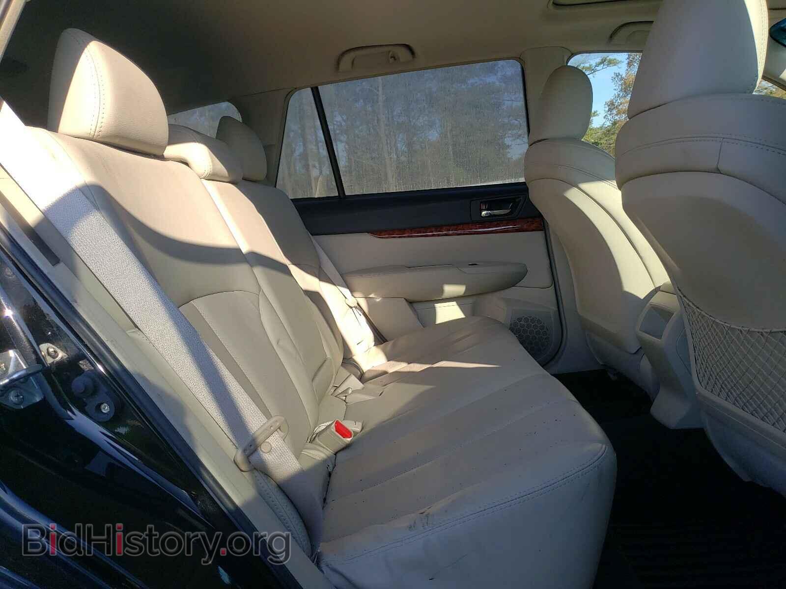 2011 SUBARU OUTBACK - VIN: 4S4BRDLC8B2377478 - Photo 6