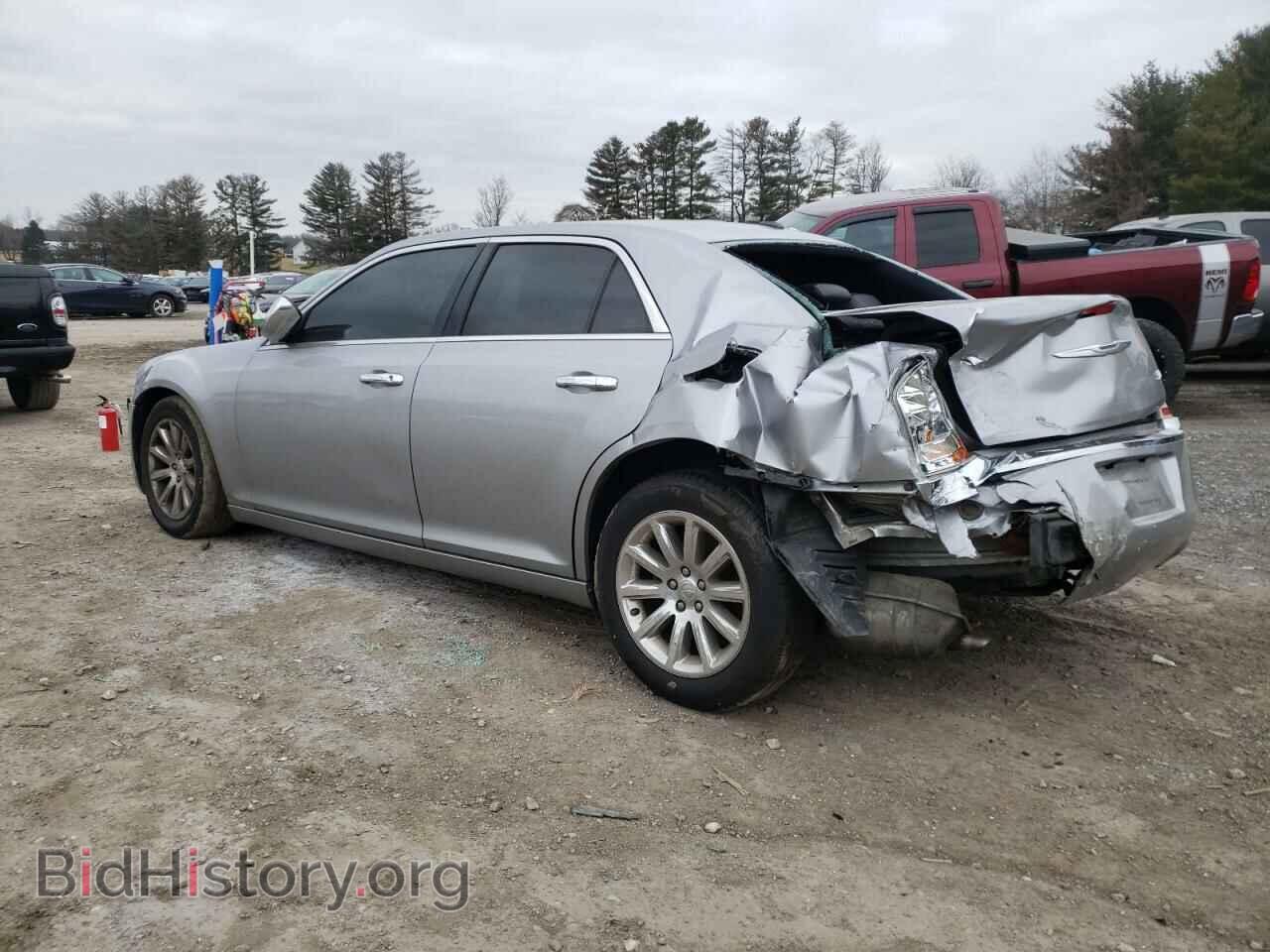 2011 CHRYSLER 300 - VIN: 2C3CA5CG9BH546363 - Фото 2