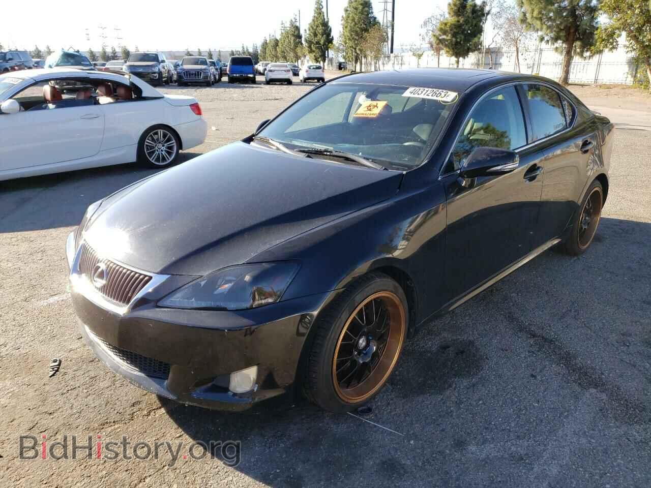 Photo JTHBF5C20A5113676 - LEXUS IS 2010