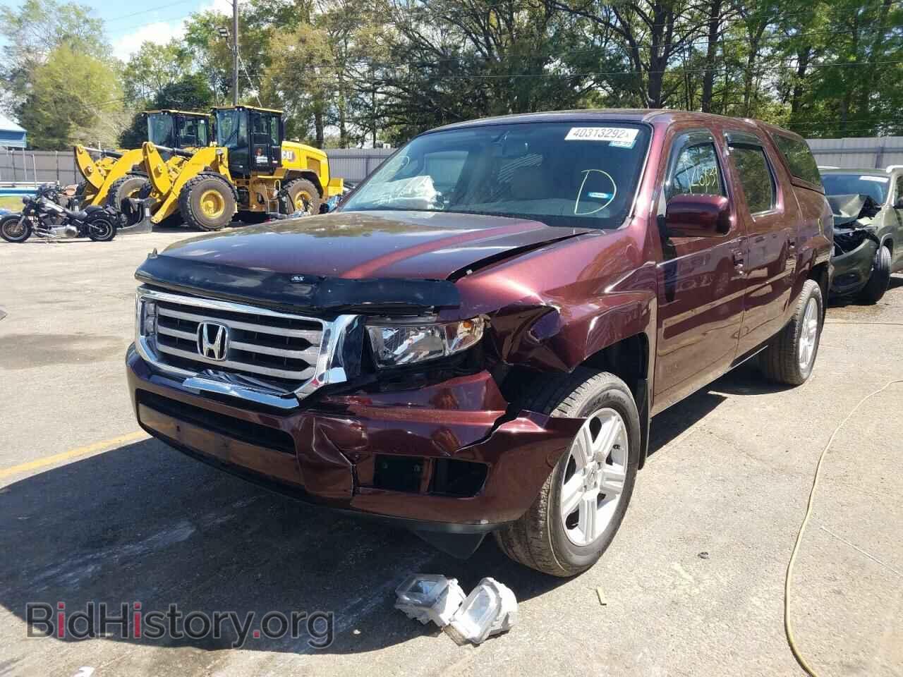 2013 HONDA RIDGELINE - VIN: 5FPYK1F59DB015746 - Фото 2