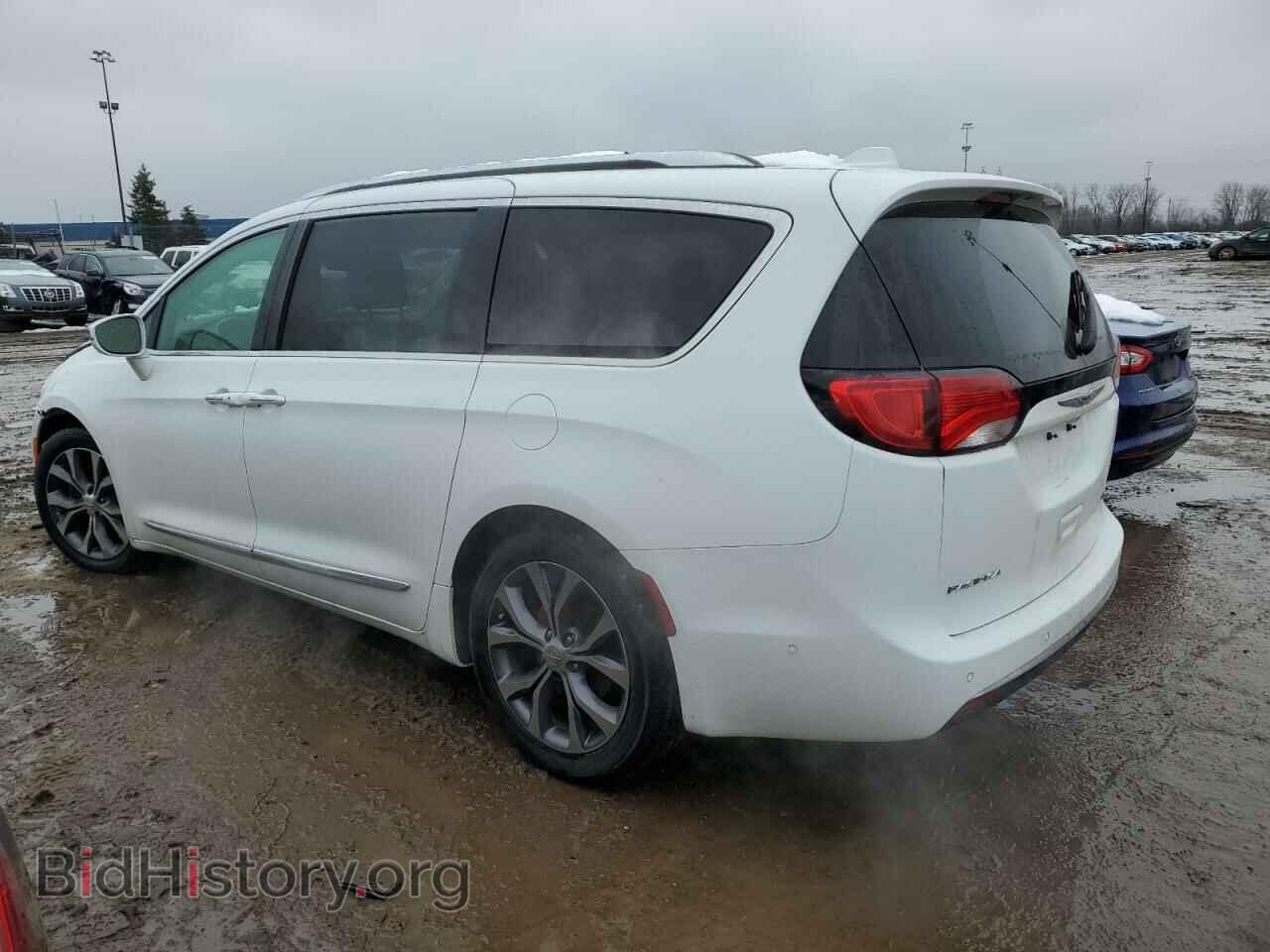 2018 CHRYSLER PACIFICA - VIN: 2C4RC1GG0JR112764 - Photo 2